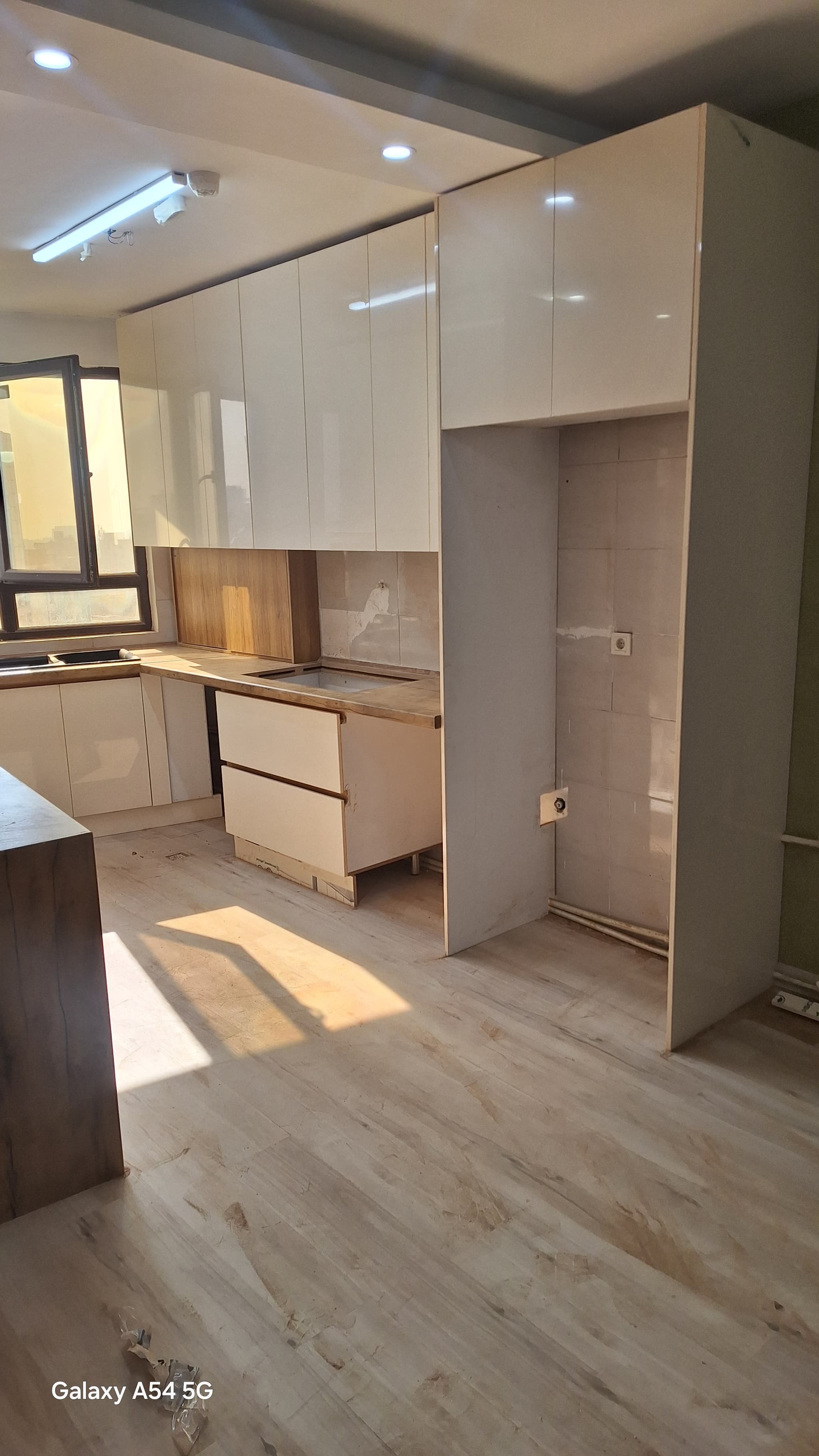 طراحی و ساخت کابینت سفارشی، نمونهکار 2